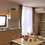 клиф - Byala Cliff Apartmán *