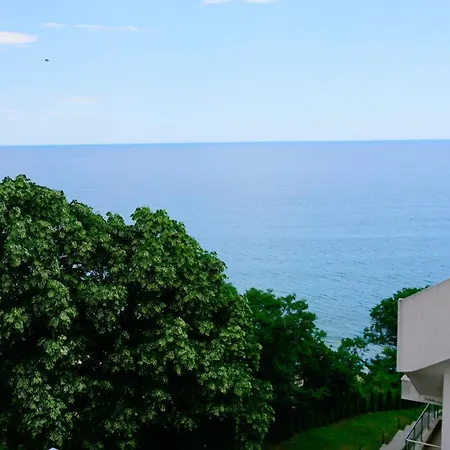 клиф апартментс - Byala Cliff Апартаменты